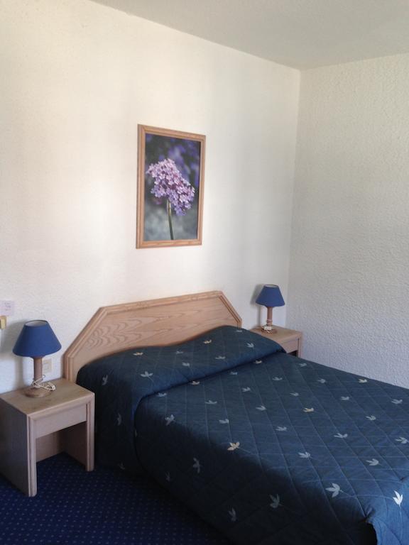 Hotel De La Poste Дувен Номер фото